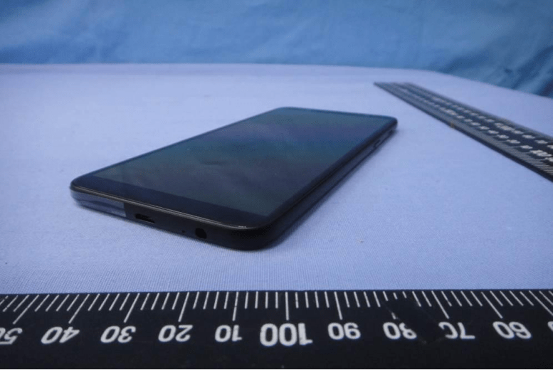 Lộ hình ảnh thực tế của Samsung Galaxy J8 tại Đài Loan