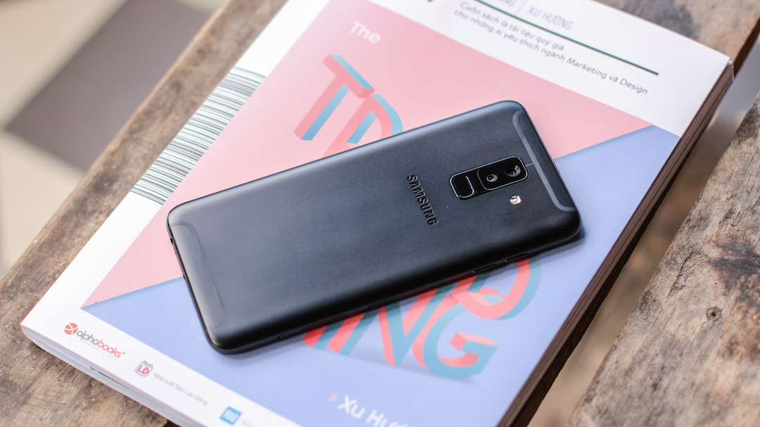 Sforum - Trang thông tin công nghệ mới nhất image-techz-1527181779 Trải nghiệm thực tế Galaxy A6+(Plus): Ấn tượng ngay từ cái nhìn đầu tiên Sforum - Trang thông tin công nghệ mới nhất image-techz-1527181779 Trải nghiệm thực tế Galaxy A6+(Plus): Ấn tượng ngay từ cái nhìn đầu tiên