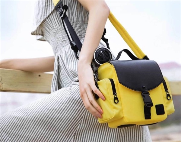 Sforum - Trang thông tin công nghệ mới nhất xiaomi-camera-bag-2 Xiaomi ra mắt túi đựng máy ảnh chống nước cực nhẹ, giá chỉ 847.000 đồng Sforum - Trang thông tin công nghệ mới nhất xiaomi-camera-bag-2 Xiaomi ra mắt túi đựng máy ảnh chống nước cực nhẹ, giá chỉ 847.000 đồng