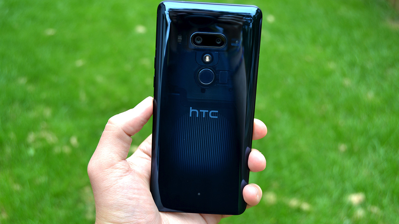 Sforum - Trang thông tin công nghệ mới nhất HTC-U12-Plus-review-AA-16-1280x720 Đánh giá chi tiết HTC U12 Plus: Nhiều hơn là một chiếc flagship cao cấp Sforum - Trang thông tin công nghệ mới nhất HTC-U12-Plus-review-AA-16-1280x720 Đánh giá chi tiết HTC U12 Plus: Nhiều hơn là một chiếc flagship cao cấp