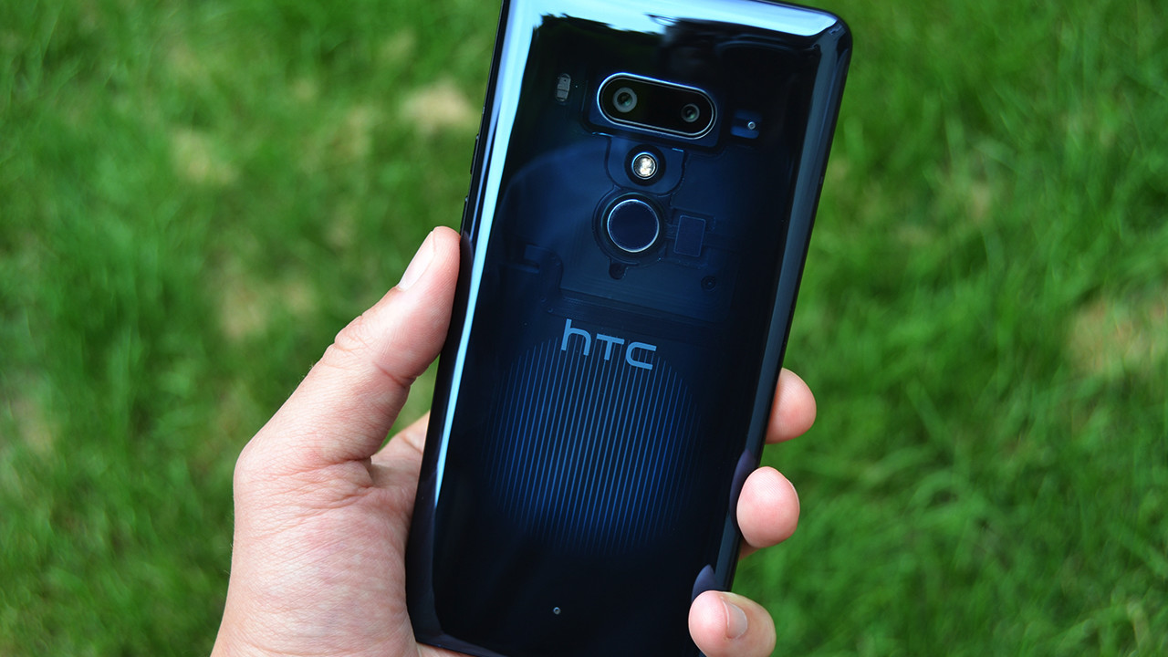 Sforum - Trang thông tin công nghệ mới nhất HTC-U12-Plus-review-AA-24-1280x720 Đánh giá chi tiết HTC U12 Plus: Nhiều hơn là một chiếc flagship cao cấp Sforum - Trang thông tin công nghệ mới nhất HTC-U12-Plus-review-AA-24-1280x720 Đánh giá chi tiết HTC U12 Plus: Nhiều hơn là một chiếc flagship cao cấp
