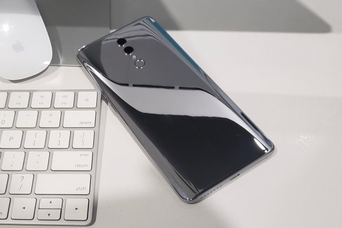Sforum - Trang thông tin công nghệ mới nhất Honor-Note-10-1 Honor Note 10 sẽ được trang bị công nghệ loa kép, ra mắt vào ngày 31/7 sắp tới Sforum - Trang thông tin công nghệ mới nhất Honor-Note-10-1 Honor Note 10 sẽ được trang bị công nghệ loa kép, ra mắt vào ngày 31/7 sắp tới