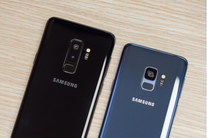 Sforum - Trang thông tin công nghệ mới nhất Samsung-developing-three-Galaxy-S10-models-one-without-in-display-fingerprint-scanner Galaxy S10 sẽ có 3 model khác nhau, một trong số đó sẽ tích hợp cảm biến vân tay dưới màn hình Sforum - Trang thông tin công nghệ mới nhất Samsung-developing-three-Galaxy-S10-models-one-without-in-display-fingerprint-scanner Galaxy S10 sẽ có 3 model khác nhau, một trong số đó sẽ tích hợp cảm biến vân tay dưới màn hình