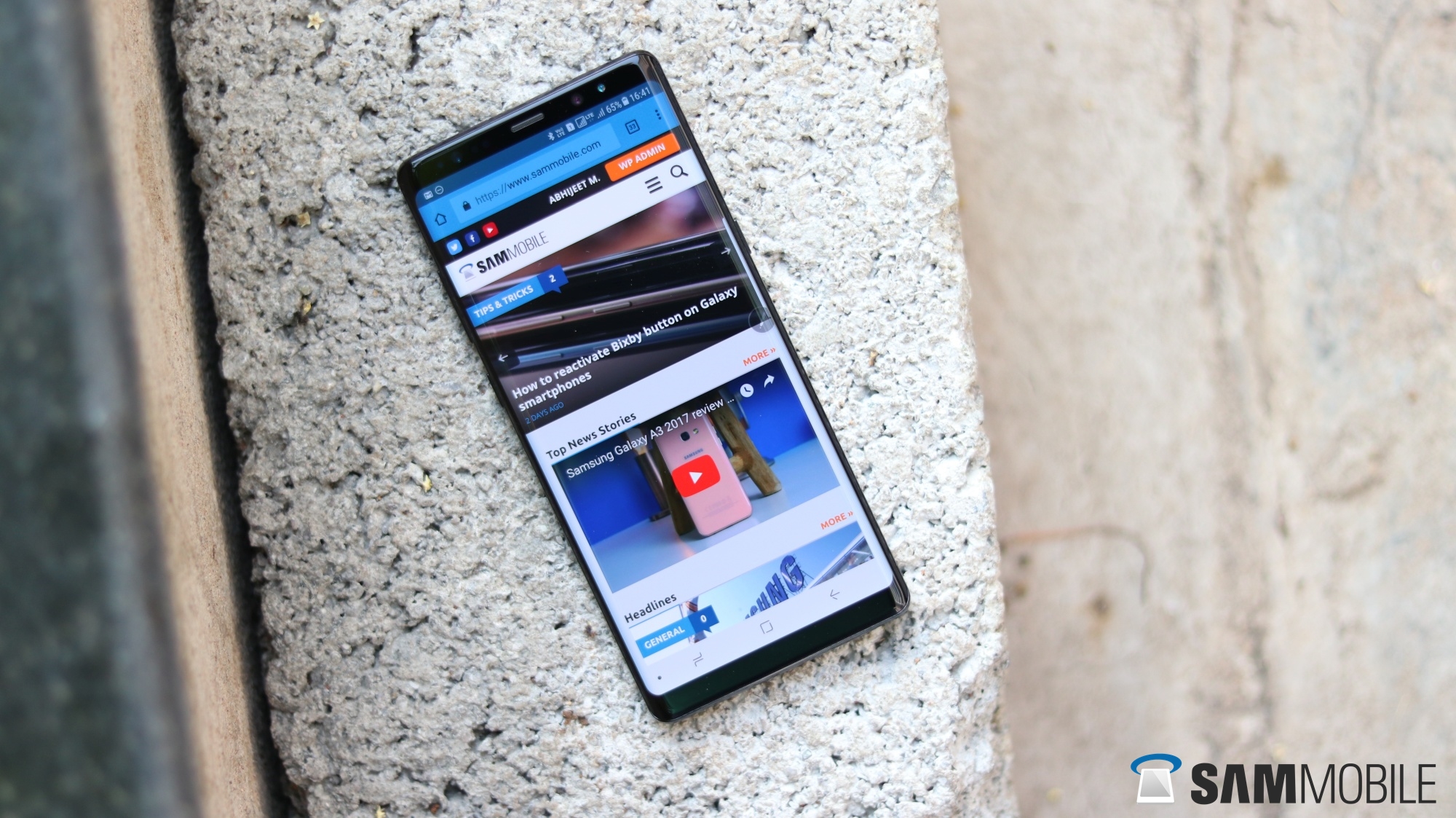 Khác với người tiền nhiệm Note 8, Samsung Galaxy Note 9 sẽ có phien bản 512GB bộ nhớ trong. Kèm theo đó, phiên bản rẻ nhất cũng sẽ được nâng cấp bộ nhớ lên 128GB