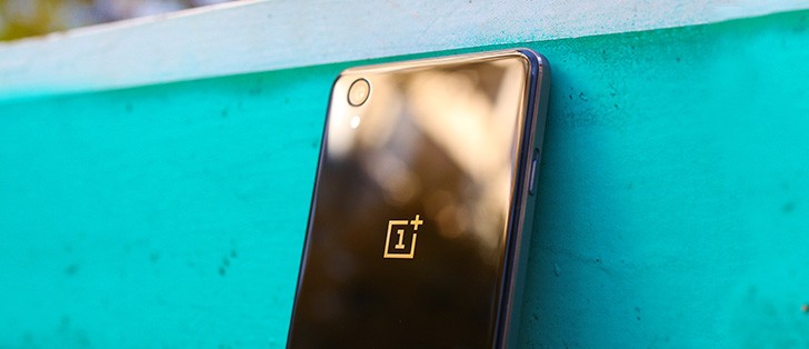 OnePlus X là thiết bị tầm trung duy nhất mà OnePlus từng sản xuất