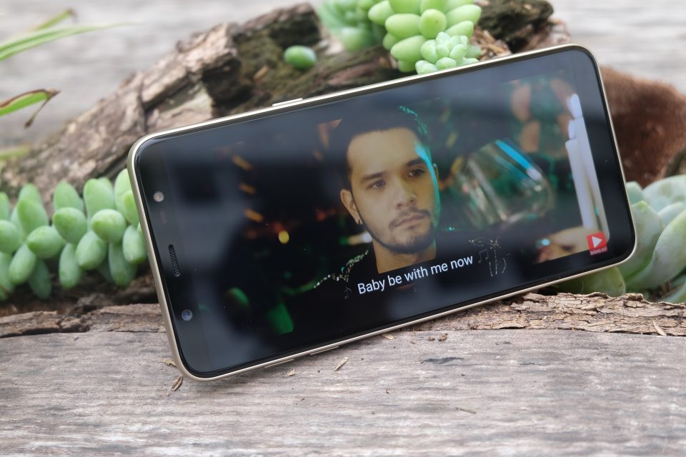 Sforum - Trang thông tin công nghệ mới nhất DSCF7265-960x640 Trải nghiệm sử dụng Samsung Galaxy J8: Đúng là sinh ra để dành cho người biết nắm bắt cơ hội! Sforum - Trang thông tin công nghệ mới nhất DSCF7265-960x640 Trải nghiệm sử dụng Samsung Galaxy J8: Đúng là sinh ra để dành cho người biết nắm bắt cơ hội!