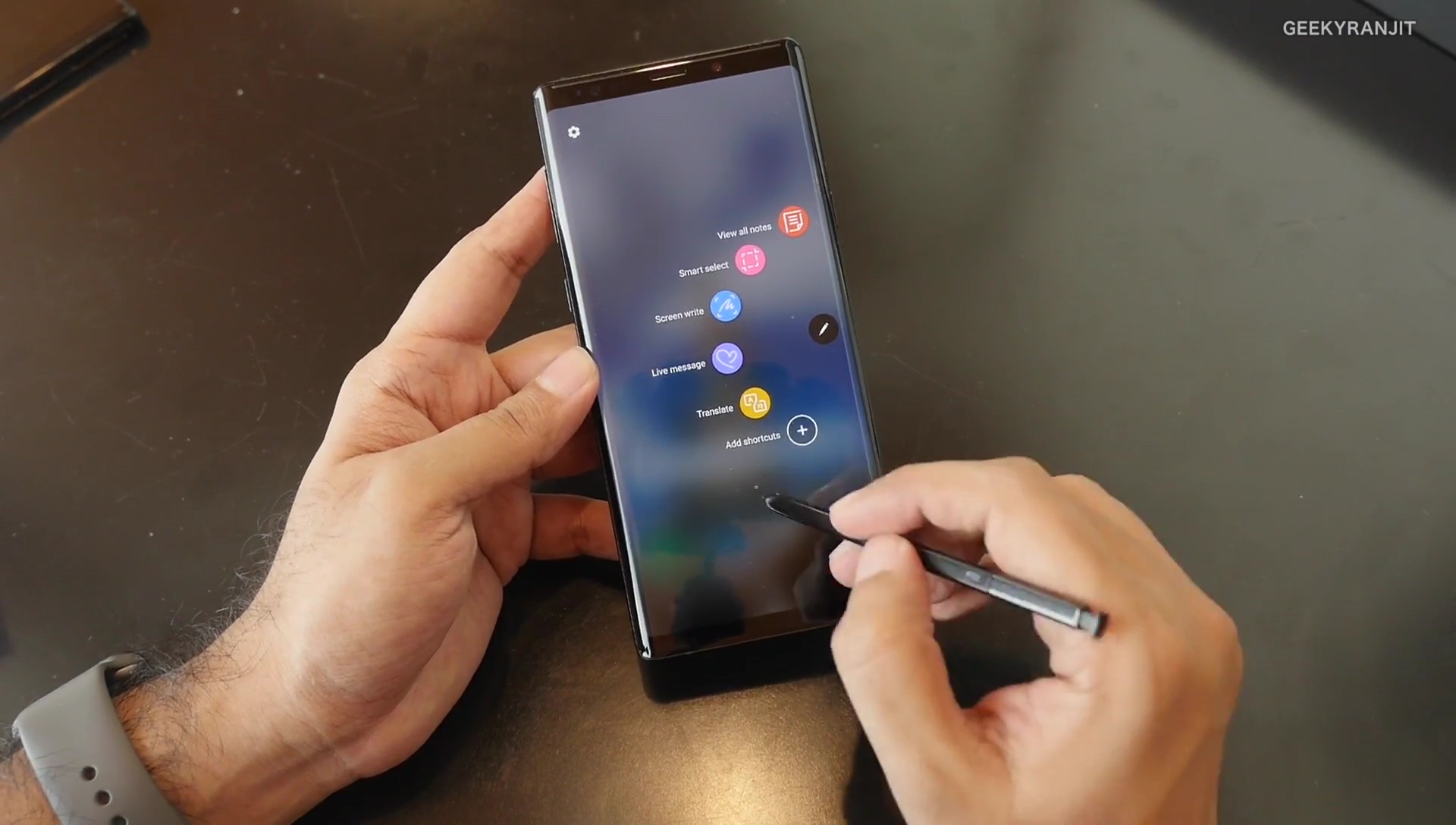 Sforum - Trang thông tin công nghệ mới nhất Galaxy-Note-9_Sforum_05769 Galaxy Note 9 nằm trong danh sách smartphone xem Youtube ngon nhất thế giới Sforum - Trang thông tin công nghệ mới nhất Galaxy-Note-9_Sforum_05769 Galaxy Note 9 nằm trong danh sách smartphone xem Youtube ngon nhất thế giới