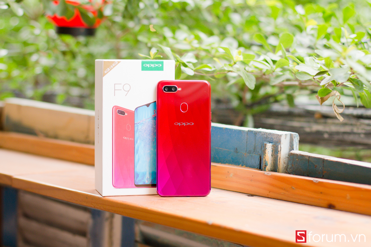 Sforum - Trang thÃ´ng tin cÃ´ng nghá» má»i nháº¥t IMG_6472 TrÃªn tay vÃ ÄÃ¡nh giÃ¡ nhanh Oppo F9: Thiáº¿t káº¿ Äáº¹p, sáº¡c nhanh VOOC tháº§n tá»c, camera kÃ©p, giÃ¡ 7.69 triá»u 