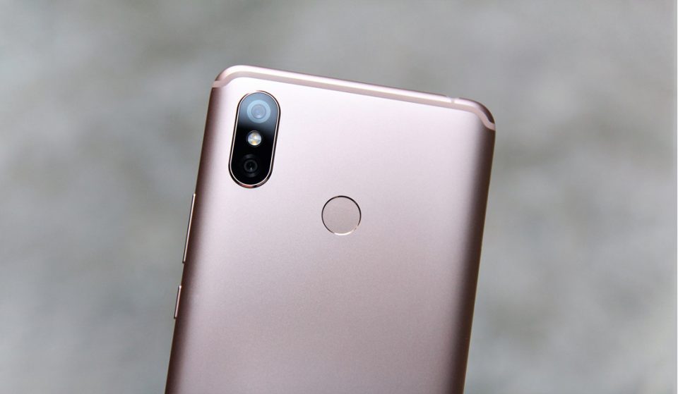 Sforum - Trang thông tin công nghệ mới nhất Mi-Max-3-Camera-960x559 So sánh Honor Note 10 và Xiaomi Mi Max 3: Đâu mới là phablet tốt nhất trong năm 2018? Sforum - Trang thông tin công nghệ mới nhất Mi-Max-3-Camera-960x559 So sánh Honor Note 10 và Xiaomi Mi Max 3: Đâu mới là phablet tốt nhất trong năm 2018?