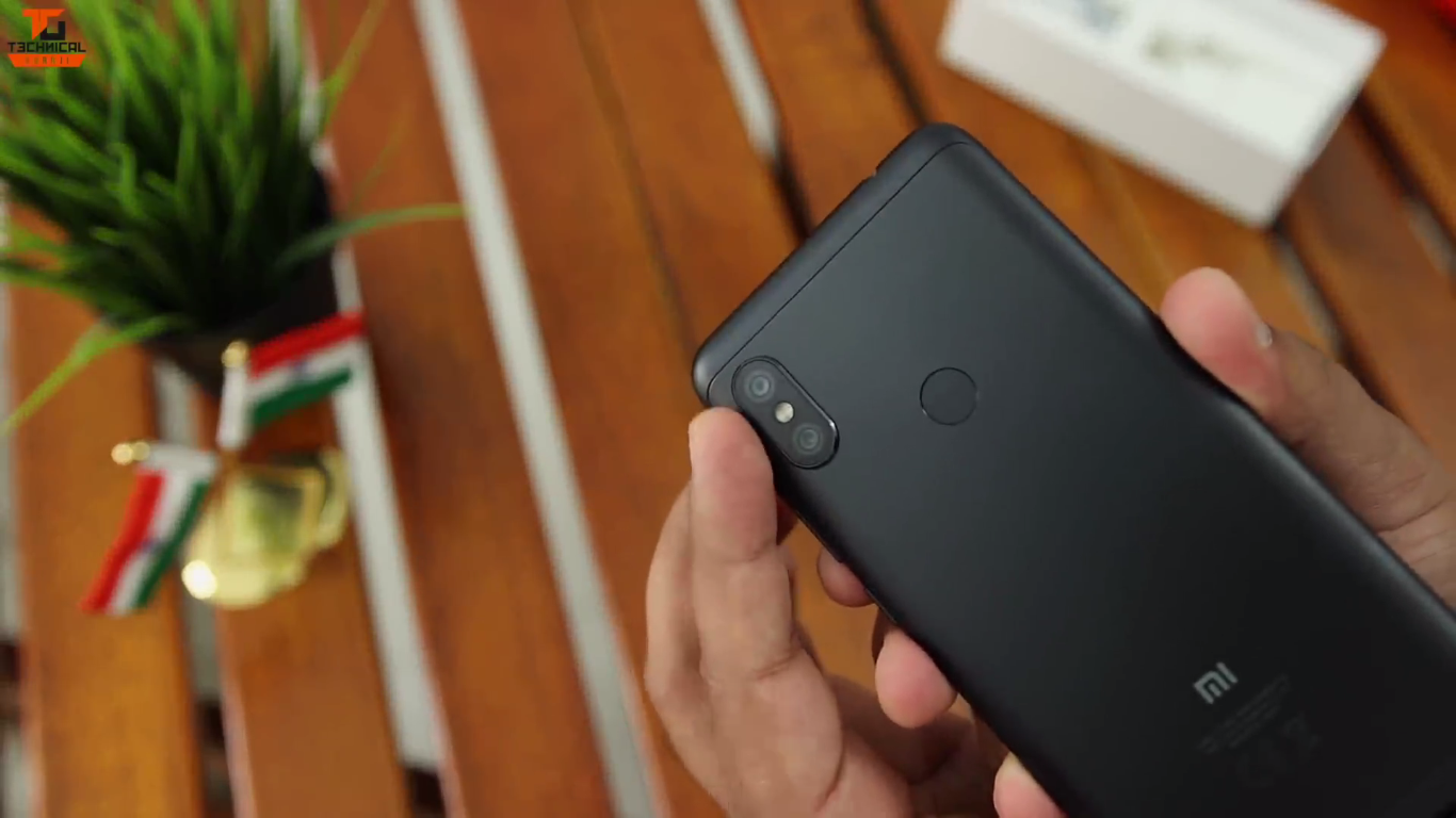 Sforum - Trang thông tin công nghệ mới nhất 2018-09-26-8 Mở hộp và trên tay nhanh Xiaomi Redmi Note 6 Pro trước ngày ra mắt Sforum - Trang thông tin công nghệ mới nhất 2018-09-26-8 Mở hộp và trên tay nhanh Xiaomi Redmi Note 6 Pro trước ngày ra mắt