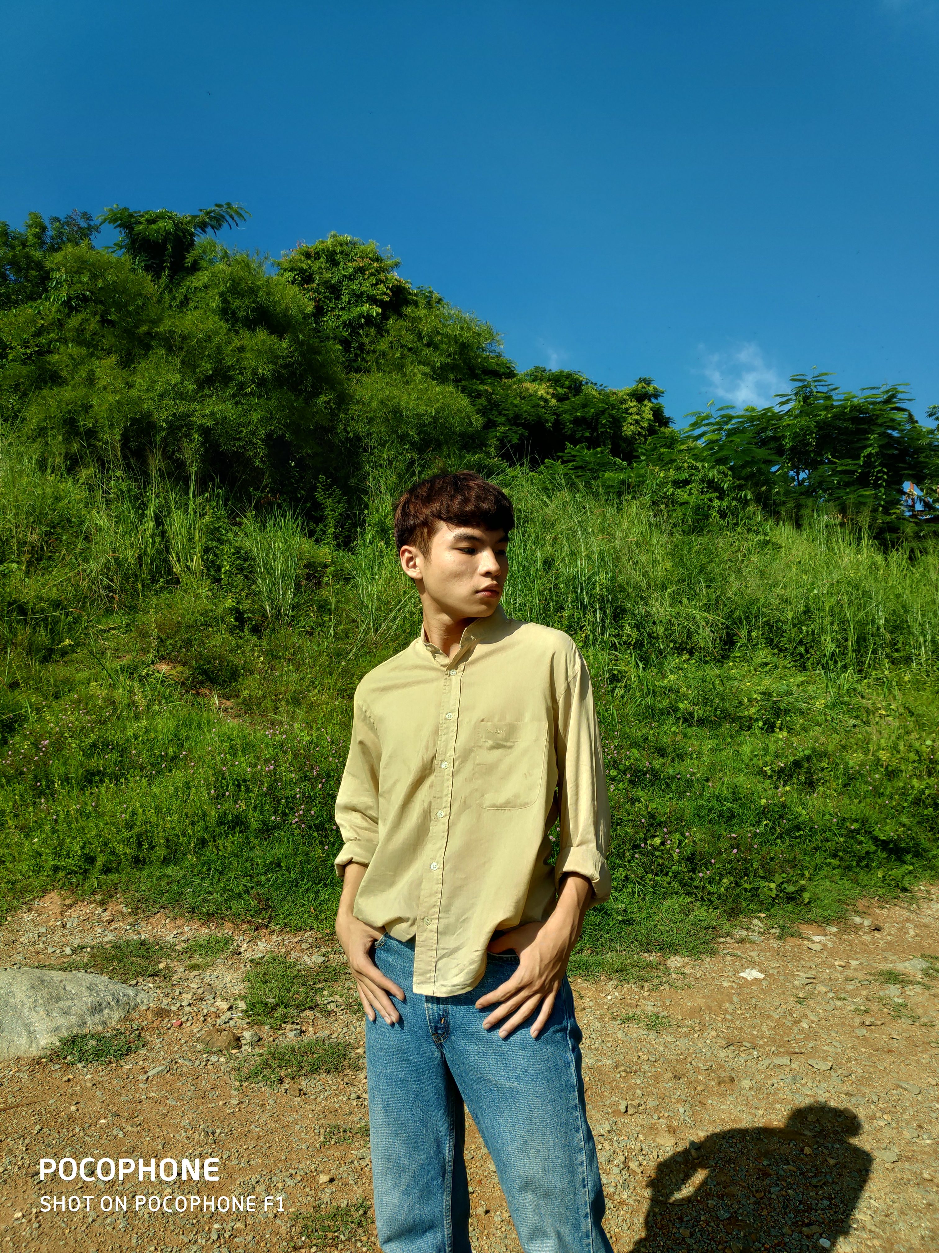 Đánh giá camera Pocophone F1 : Ai bảo gaming phone sẽ chụp tệ?