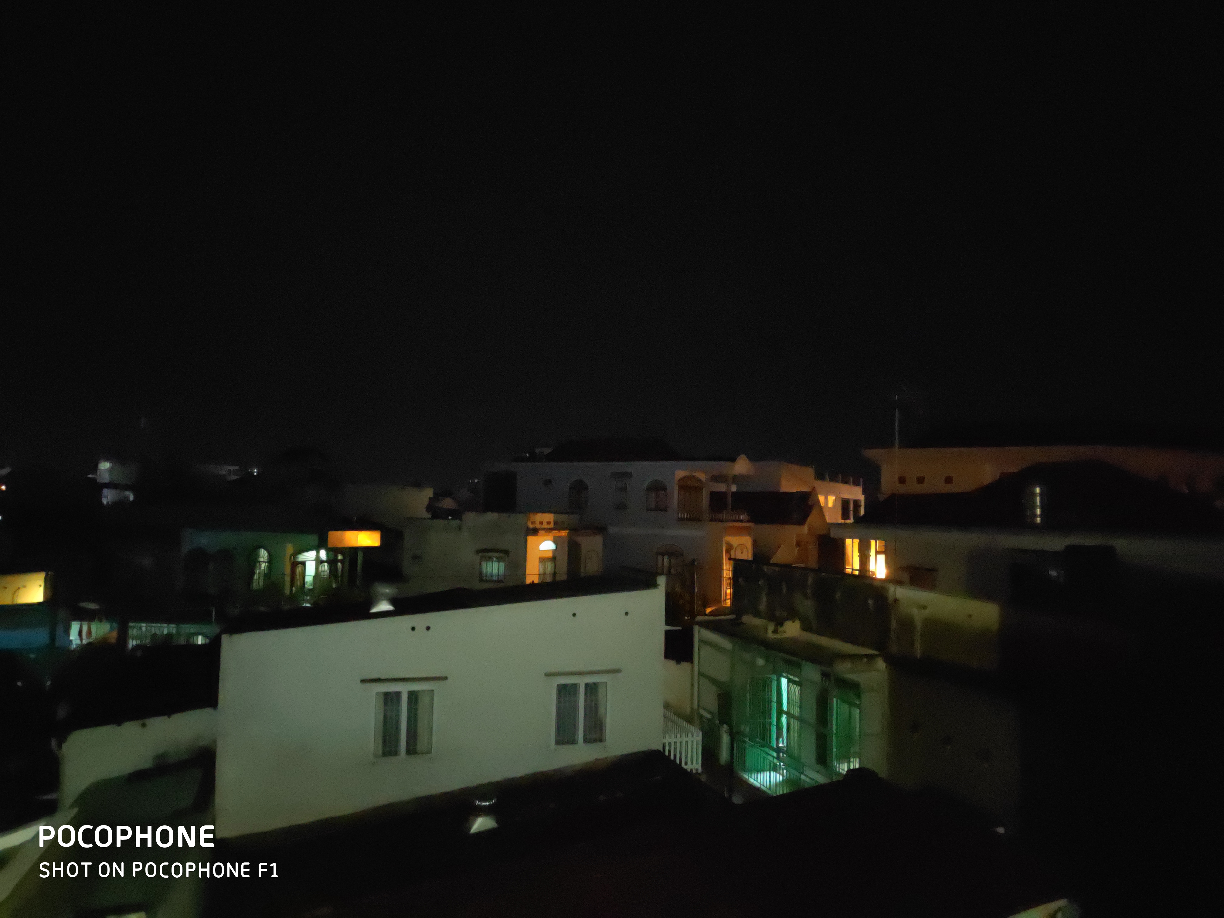 Đánh giá camera Pocophone F1 : Ai bảo gaming phone sẽ chụp tệ?