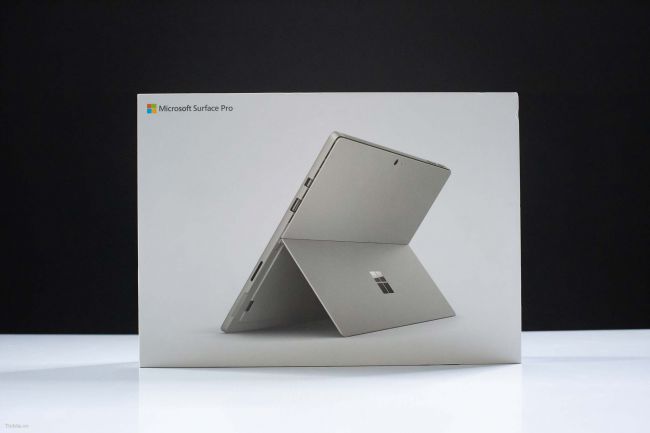 Xuất hiện hình ảnh với thiết kế bo tròn và tên chính thức của Microsoft Surface Pro 6