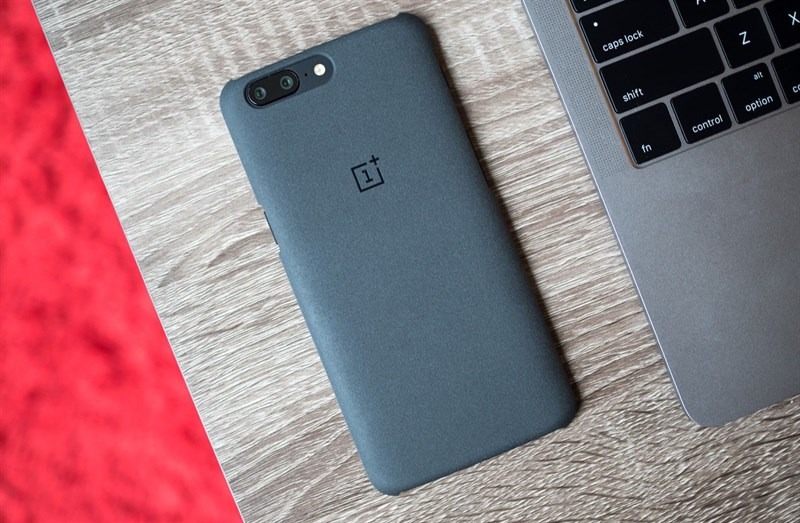 Sforum - Trang thông tin công nghệ mới nhất oneplus-5-sandstone-case-table-2 Đã đến lúc ngừng đánh giá một mẫu smartphone chỉ dựa vào điểm Benchmark Sforum - Trang thông tin công nghệ mới nhất oneplus-5-sandstone-case-table-2 Đã đến lúc ngừng đánh giá một mẫu smartphone chỉ dựa vào điểm Benchmark
