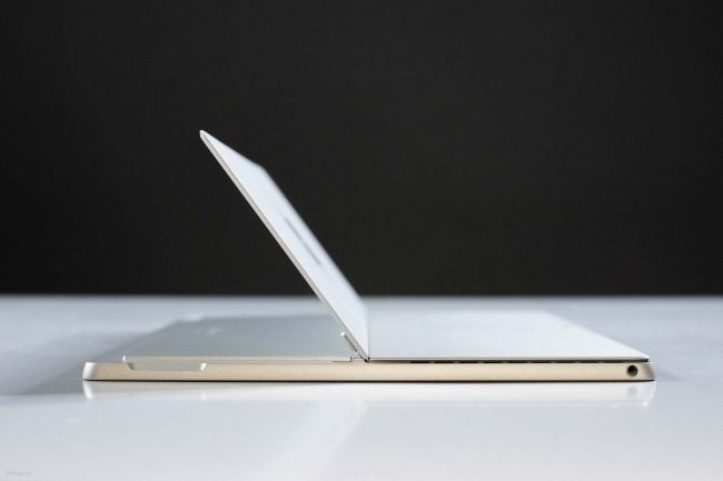 Xuất hiện hình ảnh với thiết kế bo tròn và tên chính thức của Microsoft Surface Pro 6