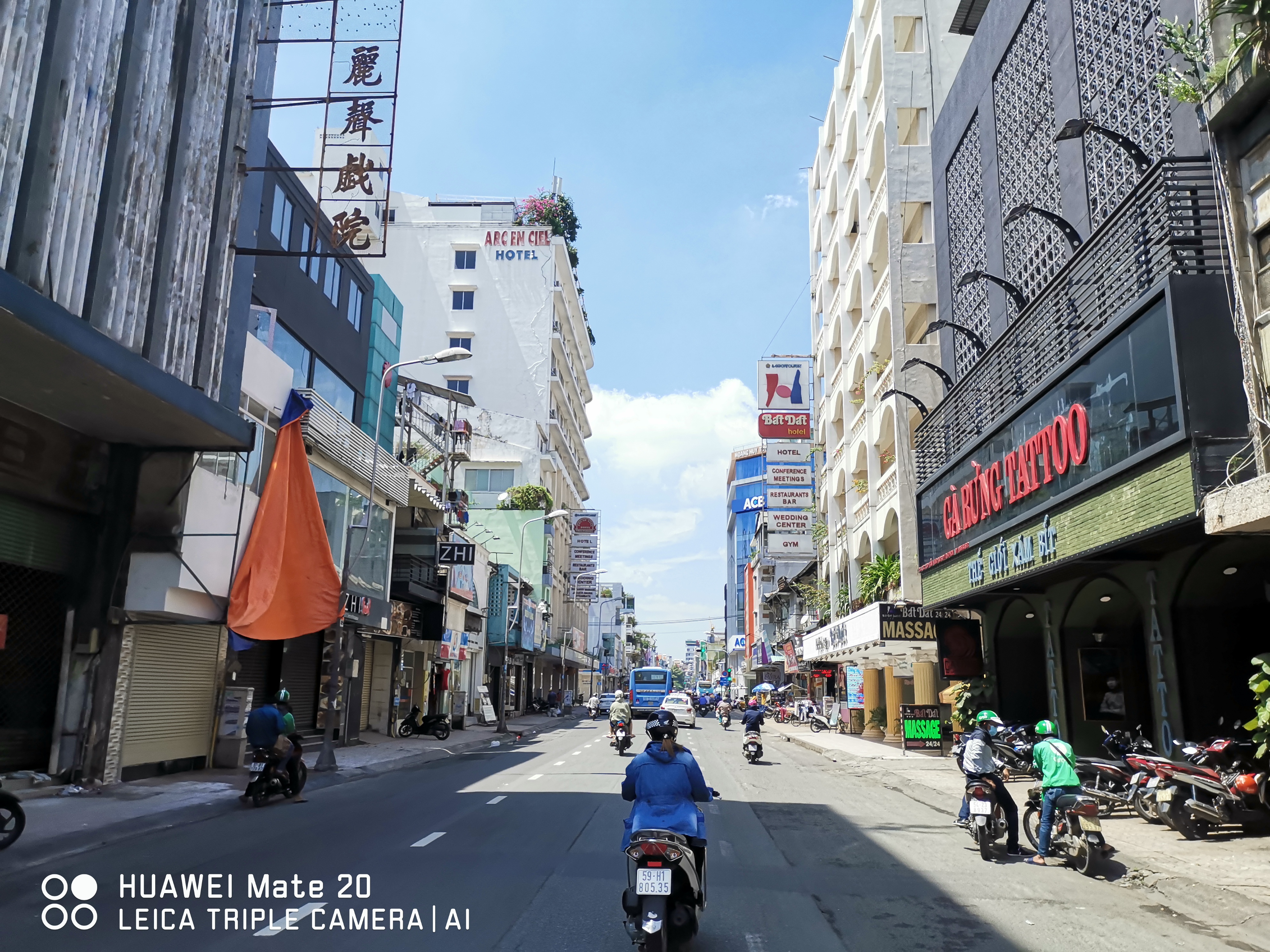 Sài Gòn trông như thế nào qua ống kính của Huawei Mate 20