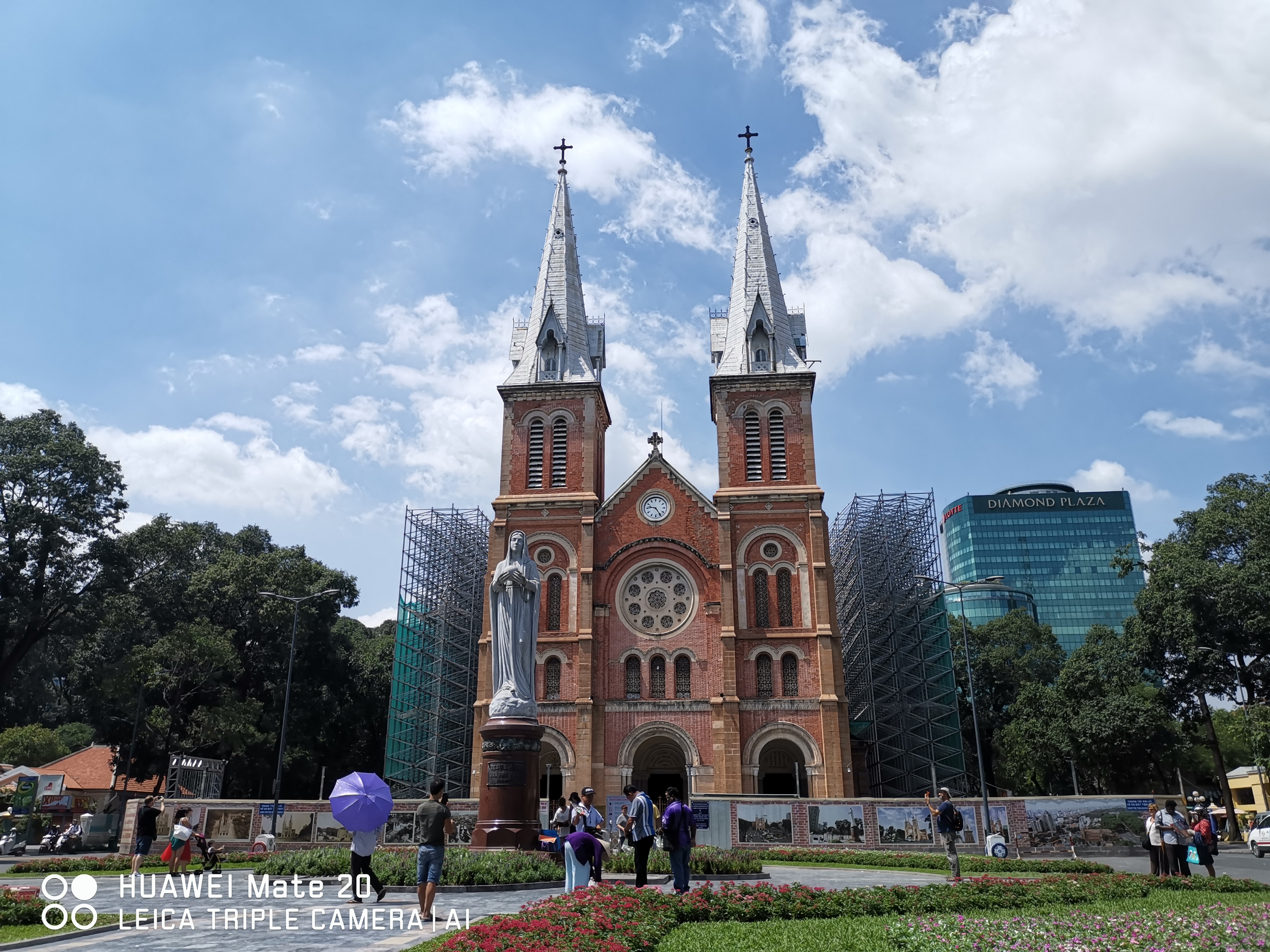 Sài Gòn trông như thế nào qua ống kính của Huawei Mate 20