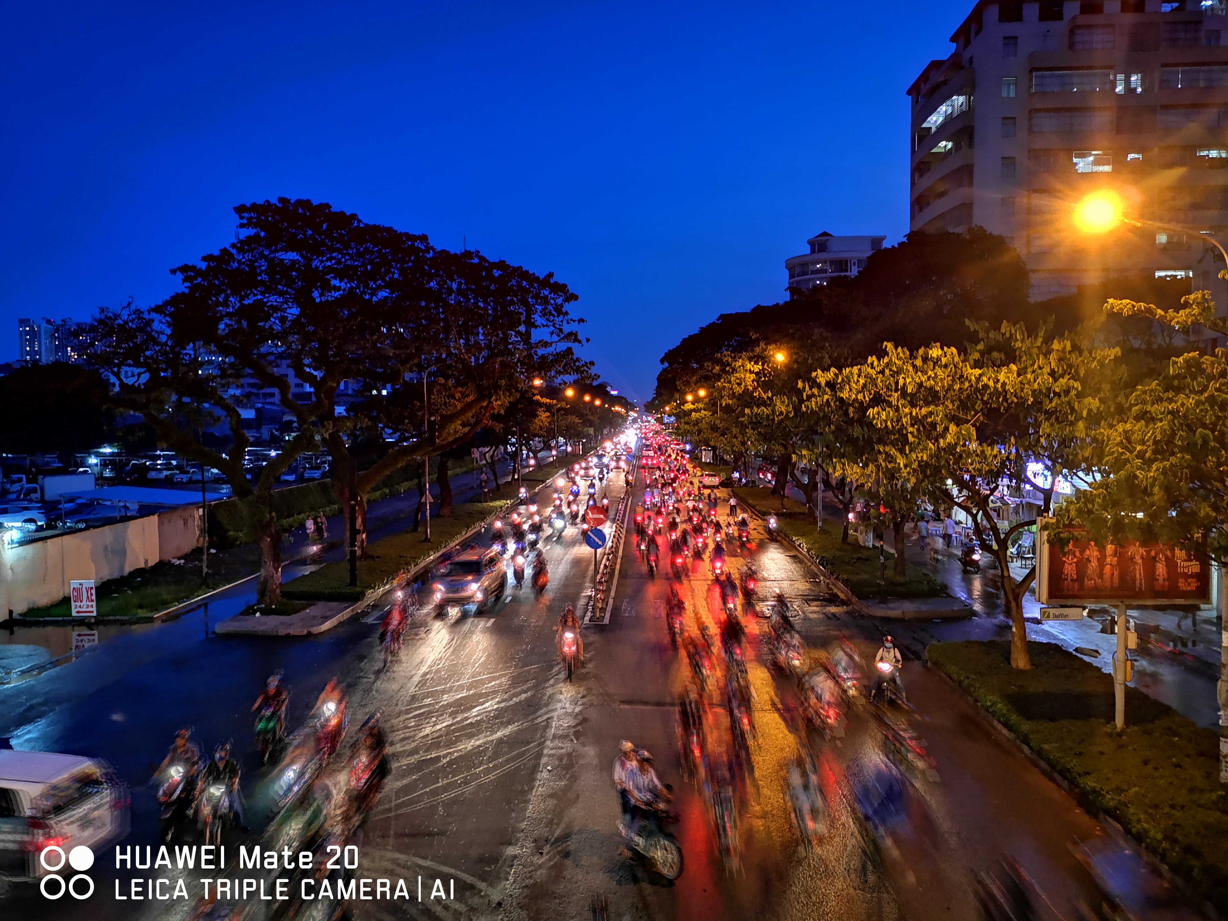 Sài Gòn trông như thế nào qua ống kính của Huawei Mate 20