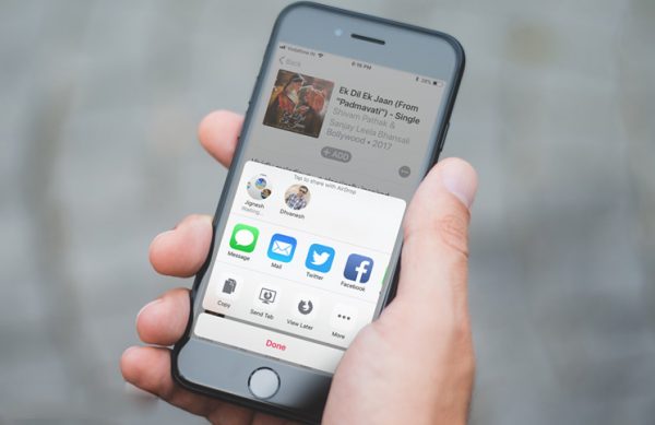 Sforum - Trang thông tin công nghệ mới nhất How-to-Share-Songs-from-Apple-Music-Using-AirDrop-in-iOS-11-on-iPhone-or-iPad-600x389 Hướng dẫn chia sẻ mật khẩu giữa các thiết bị Apple bằng AirDrop Sforum - Trang thông tin công nghệ mới nhất How-to-Share-Songs-from-Apple-Music-Using-AirDrop-in-iOS-11-on-iPhone-or-iPad-600x389 Hướng dẫn chia sẻ mật khẩu giữa các thiết bị Apple bằng AirDrop