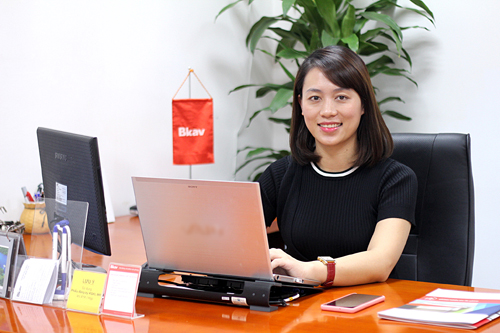 Bà Đồng Vũ Mai Phương, Giám đốc Marketing tập đoàn Bkav - Ảnh: VnExpress