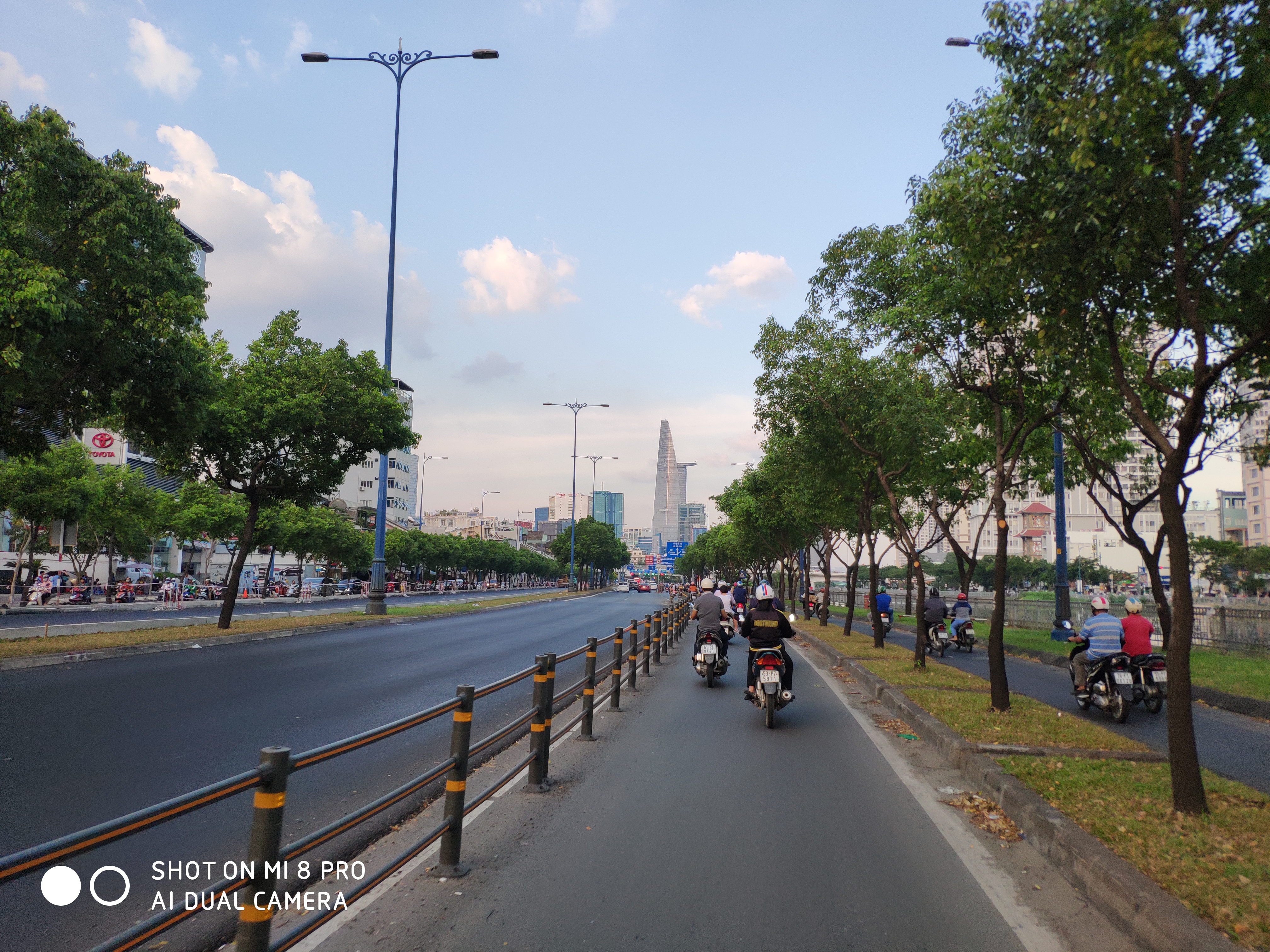 Ngắm "chiều hoàng hôn doesn