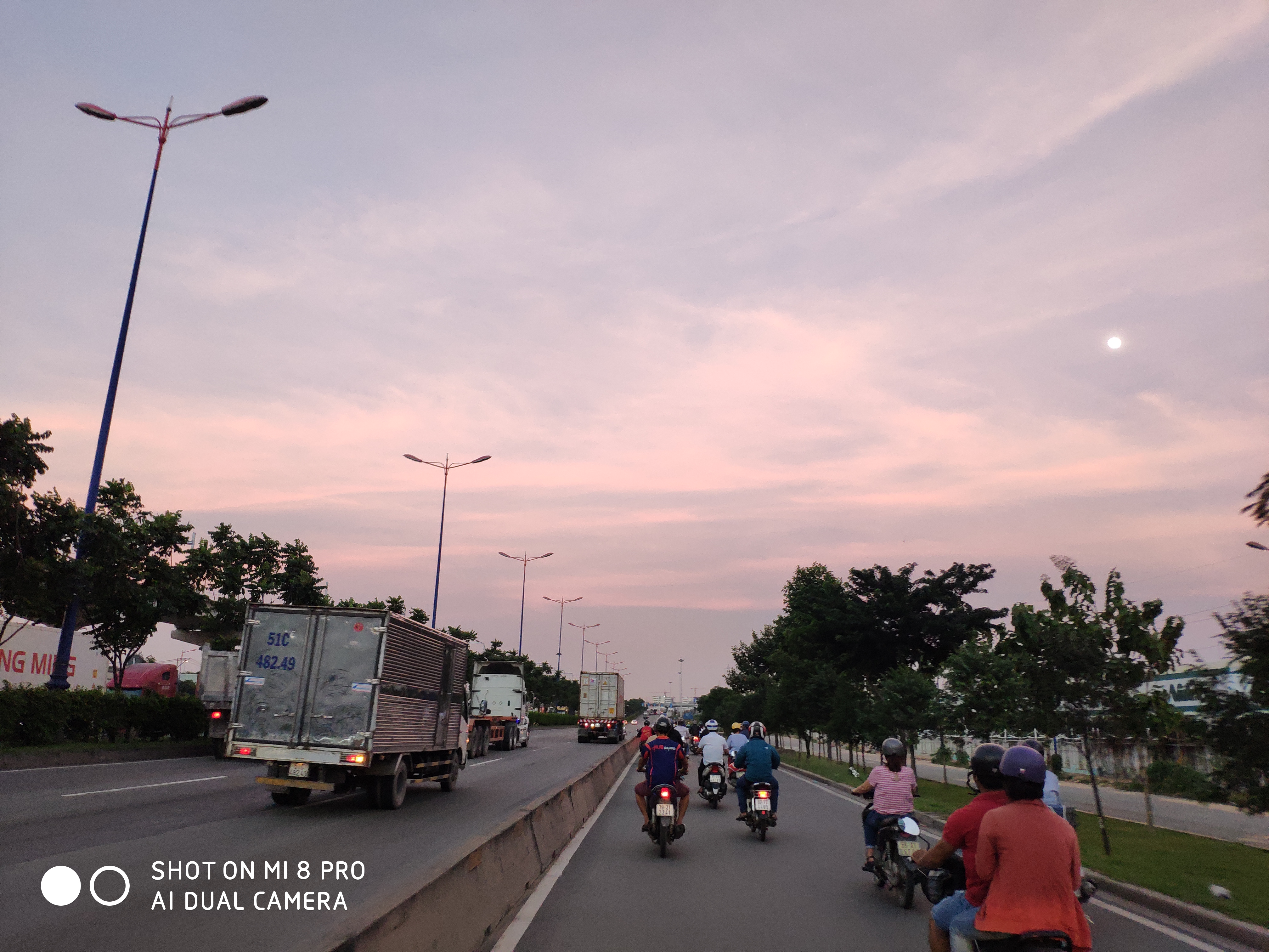 Ngắm "chiều hoàng hôn doesn