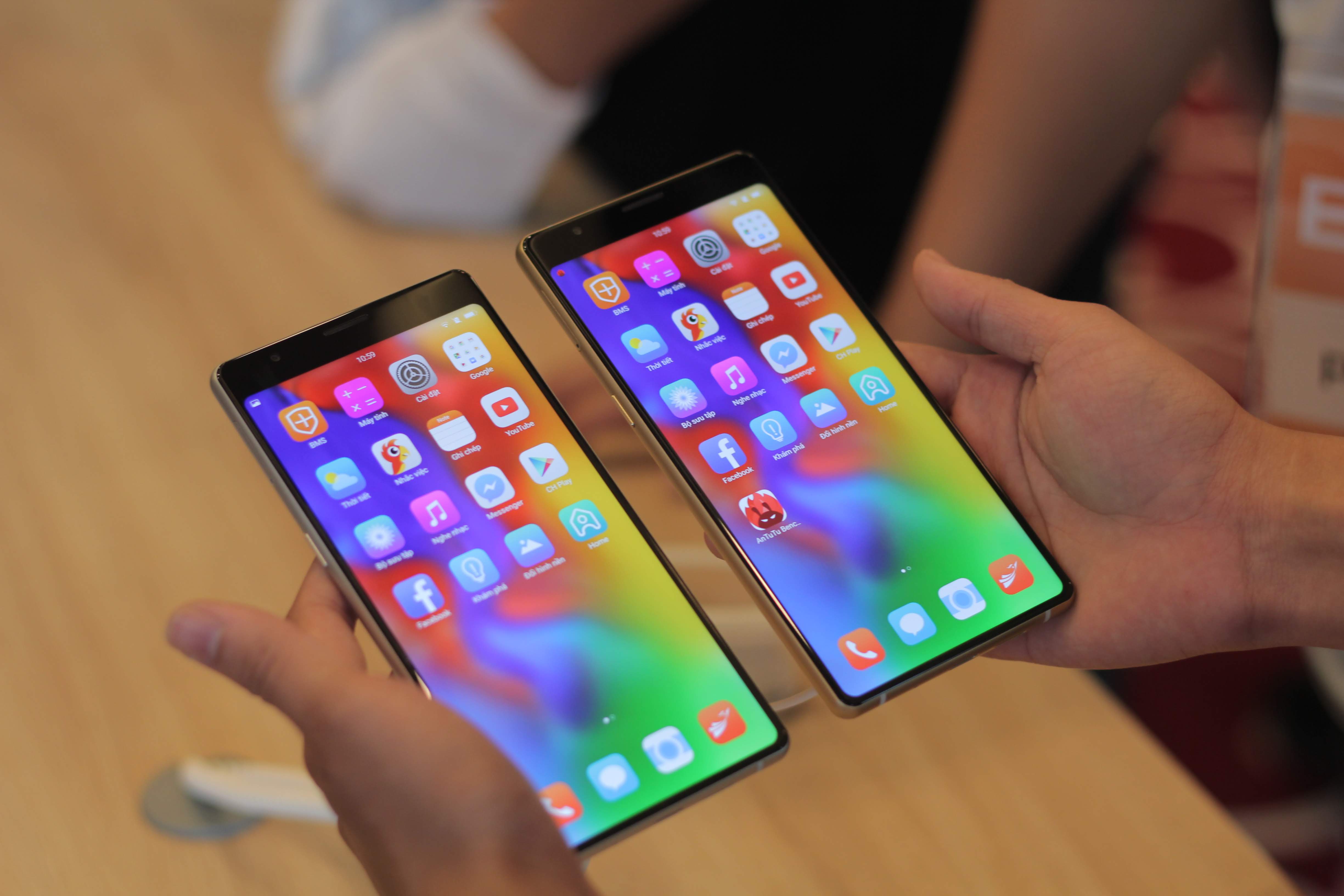 Có tới gần 10.000 chiếc Bphone 3 được bán ra chỉ trong tháng đầu tiên mở bán
