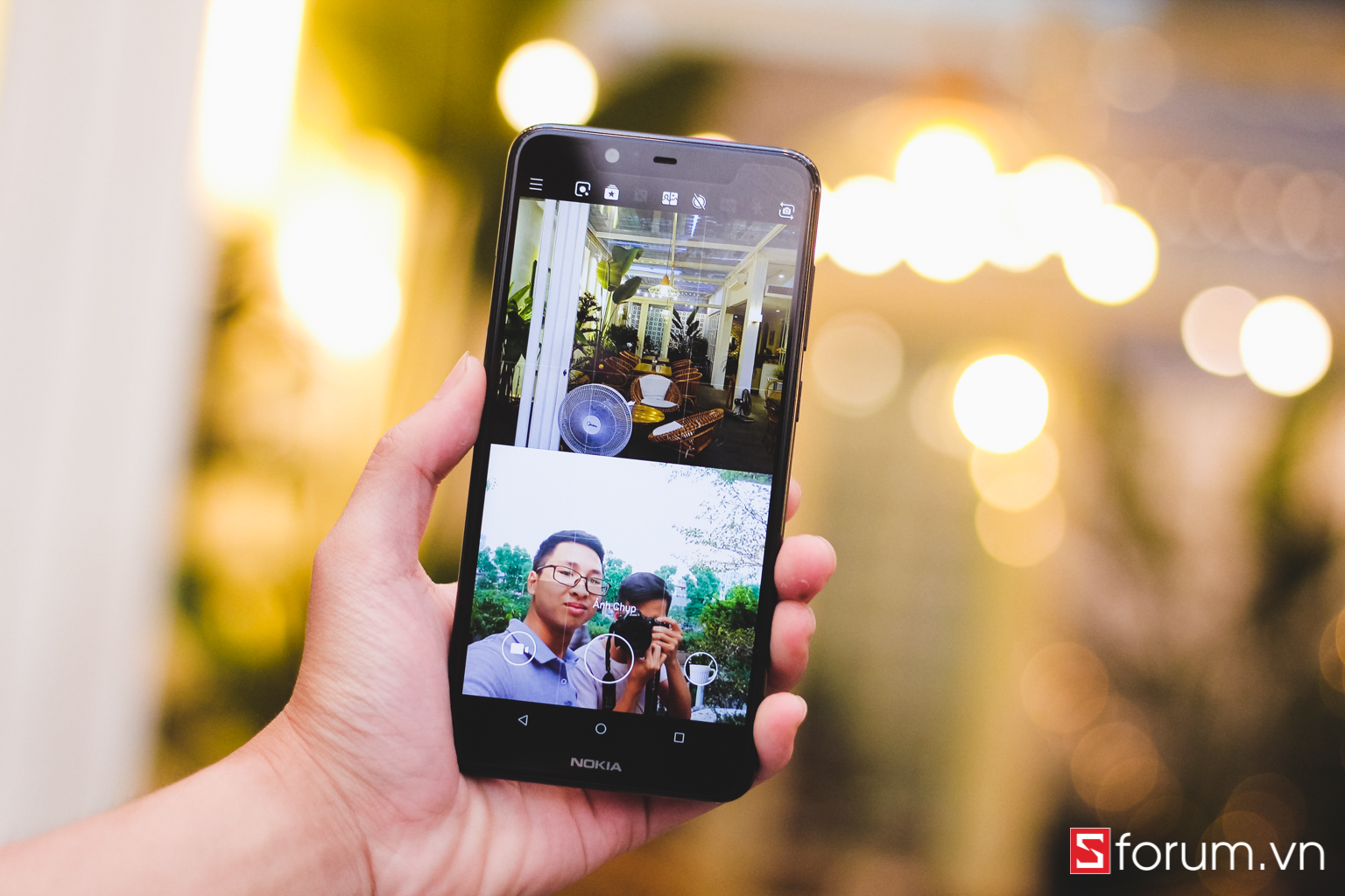 Chế độ selfie kép cả camera trước và sau