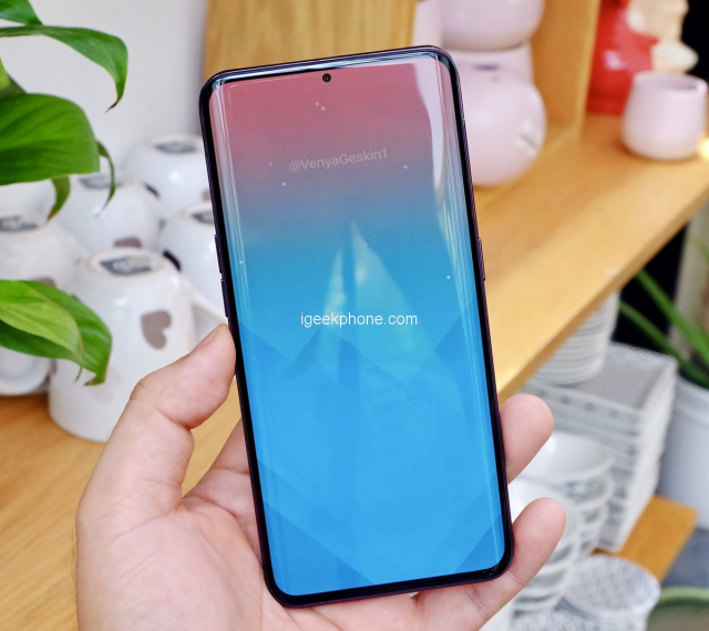 Sforum - Trang thông tin công nghệ mới nhất Samsung-Galaxy-S10-igeekphone-1-2_large-640x570 Samsung có thể thiệt hại 5.8 tỷ đô vì bị lộ công nghệ màn hình OLED Sforum - Trang thông tin công nghệ mới nhất Samsung-Galaxy-S10-igeekphone-1-2_large-640x570 Samsung có thể thiệt hại 5.8 tỷ đô vì bị lộ công nghệ màn hình OLED