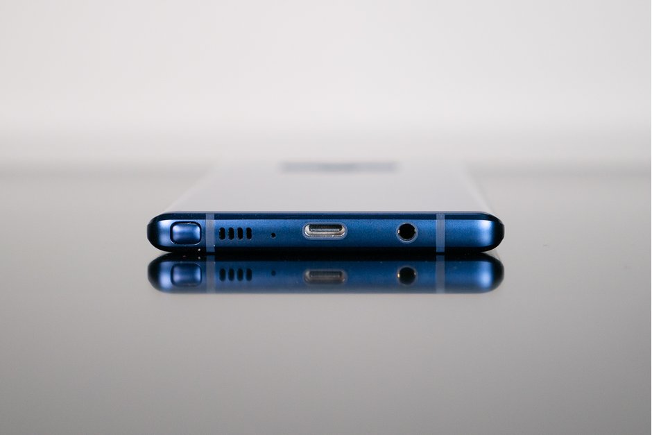 Hàng loạt smartphone tiếp theo của Samsung có thể cũng sẽ bị loại bỏ jack cắm tai nghe này