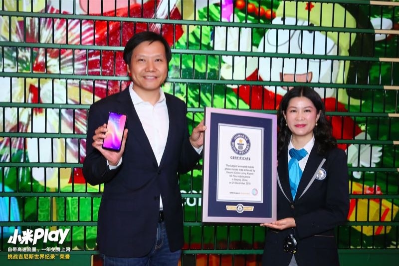 Xiaomi lập kỷ lục Guinness với cây thông Noel được tạo từ 1008 màn hình Xiaomi Play