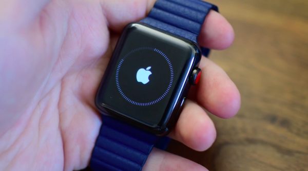 Mẹo bạn có thể làm khi Apple Watch không cập nhật được.