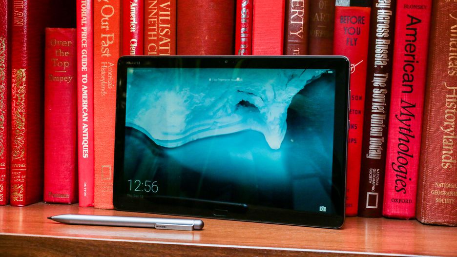 Huawei giới thiệu MateBook 13 và MediaPad M5 Lite tại sự kiện CES 2019