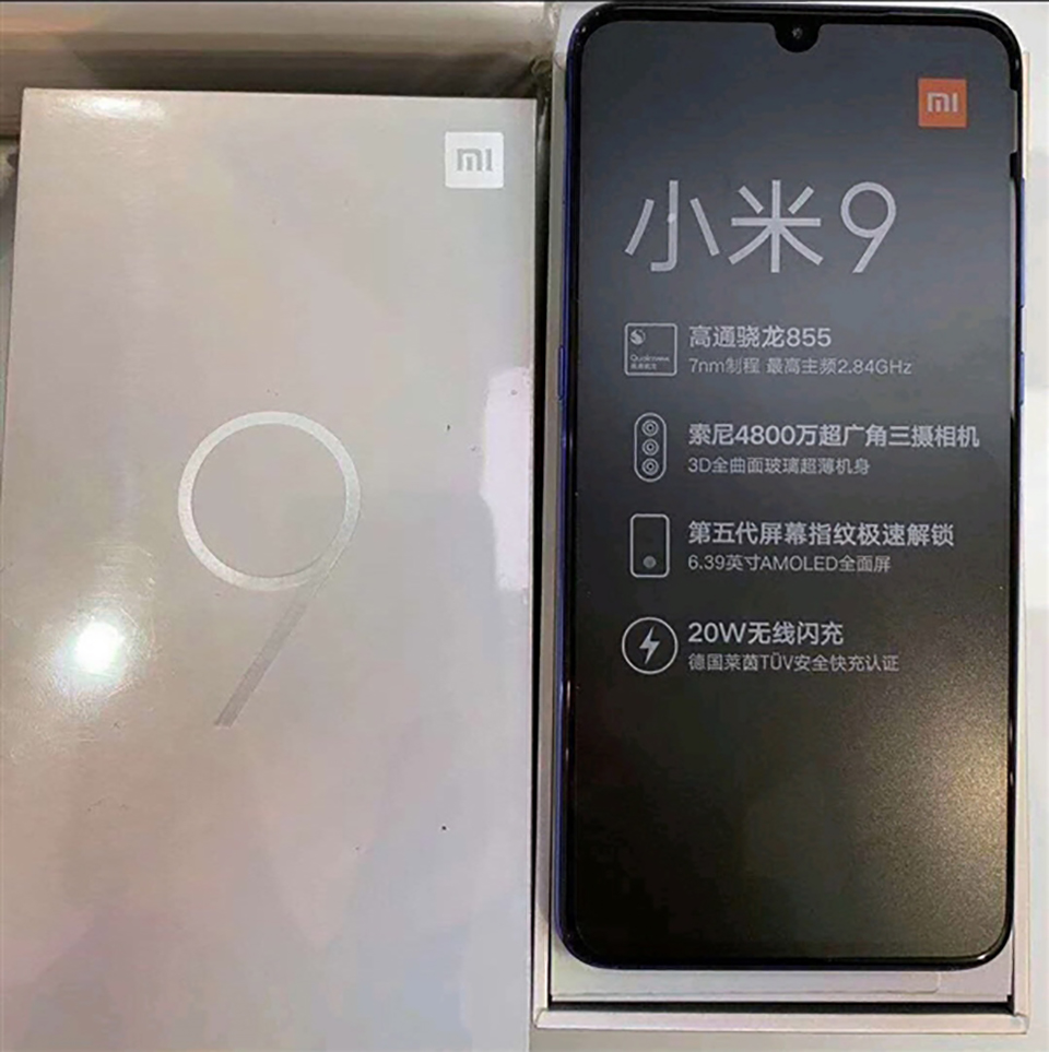 Sforum - Trang thÃ´ng tin cÃ´ng nghá» má»i nháº¥t Xiaomi-Mi-9-live-shot Xiaomi Mi 9 lá» áº£nh thá»±c táº¿ vá»i mÃn hÃ¬nh giá»t nÆ°á»c, SD855, camera 48MP, sáº¡c nhanh 48W 