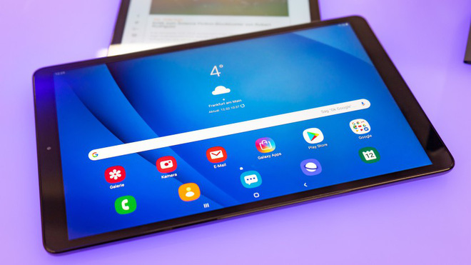 Sforum - Trang thông tin công nghệ mới nhất samsung-galaxy-tab-a-101-2019-1-245999-15502601965781208074665 Galaxy Tab A 10.1 (2019) ra mắt: Màn hình 10.1 inch, Exynos 7904, chạy Android 9, giá 5.5 triệu 