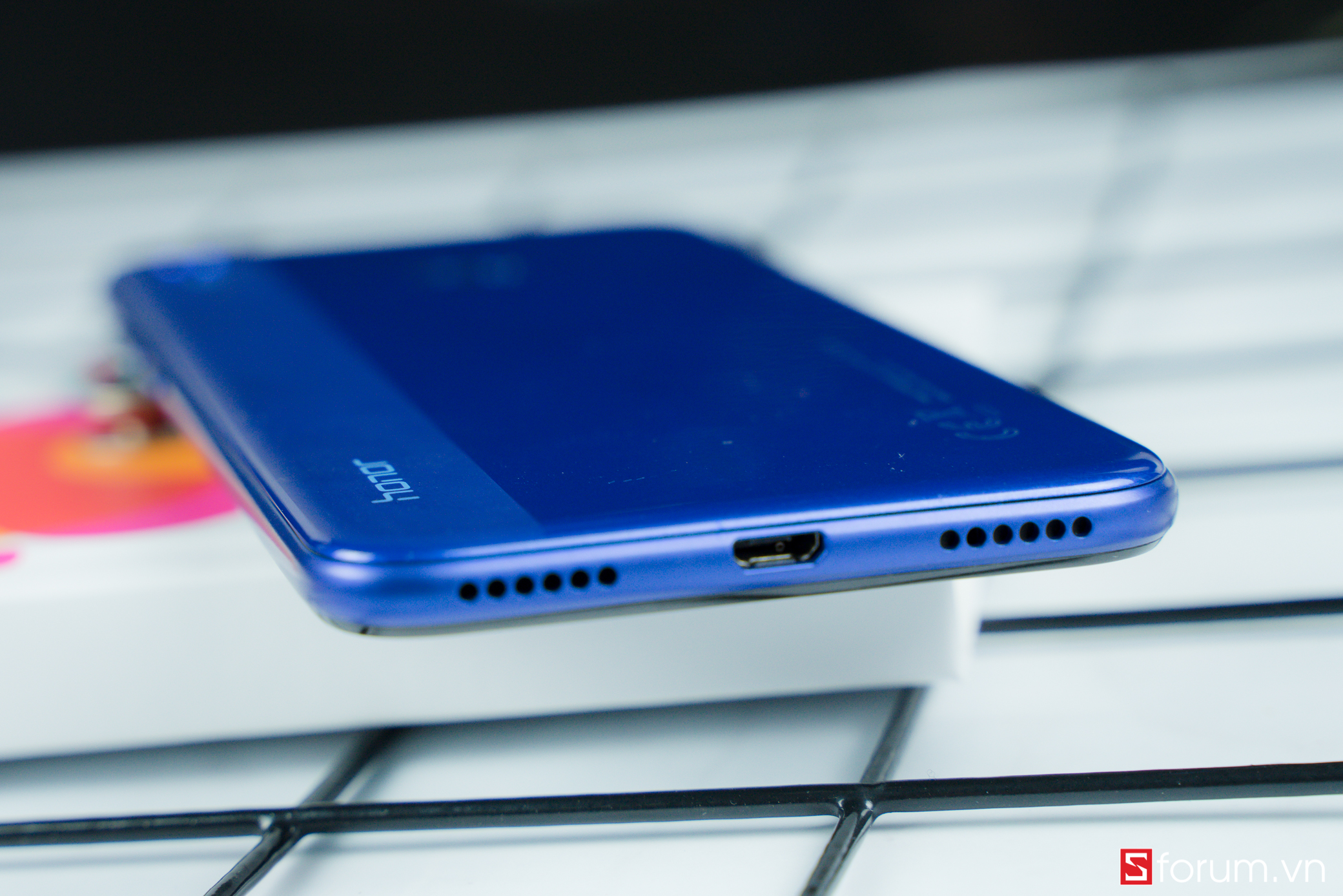 Sforum - Trang thông tin công nghệ mới nhất DSC5250 Trên tay Honor 8A: Thiết kế trẻ trung, màn hình giọt nước, cấu hình đủ dùng, giá chỉ hơn 2 triệu Sforum - Trang thông tin công nghệ mới nhất DSC5250 Trên tay Honor 8A: Thiết kế trẻ trung, màn hình giọt nước, cấu hình đủ dùng, giá chỉ hơn 2 triệu