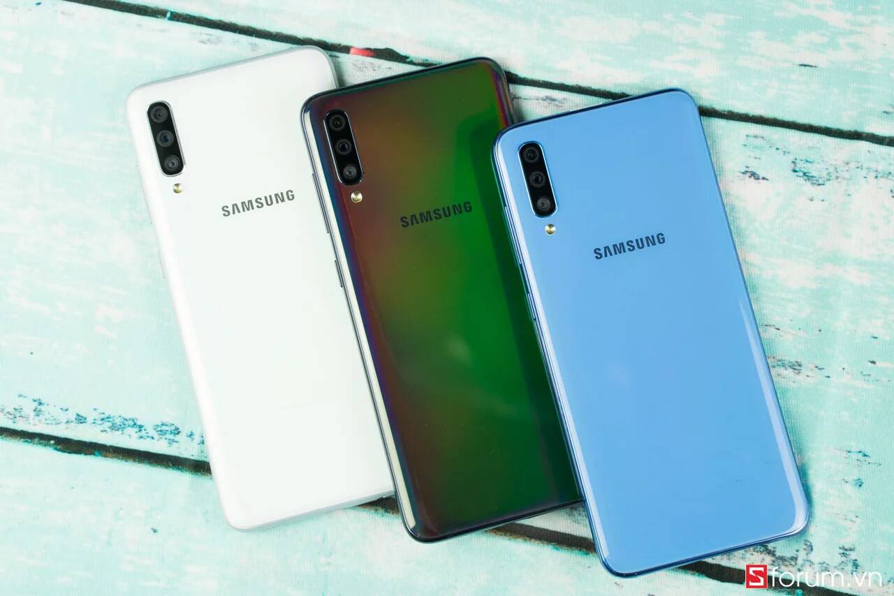 Sforum - Trang thông tin công nghệ mới nhất diem-nhan-Galaxy-A70-8 [HOT SALE] Galaxy A70 giá cực sốc chỉ còn 8.05 triệu, duy nhất ngày 4/5 