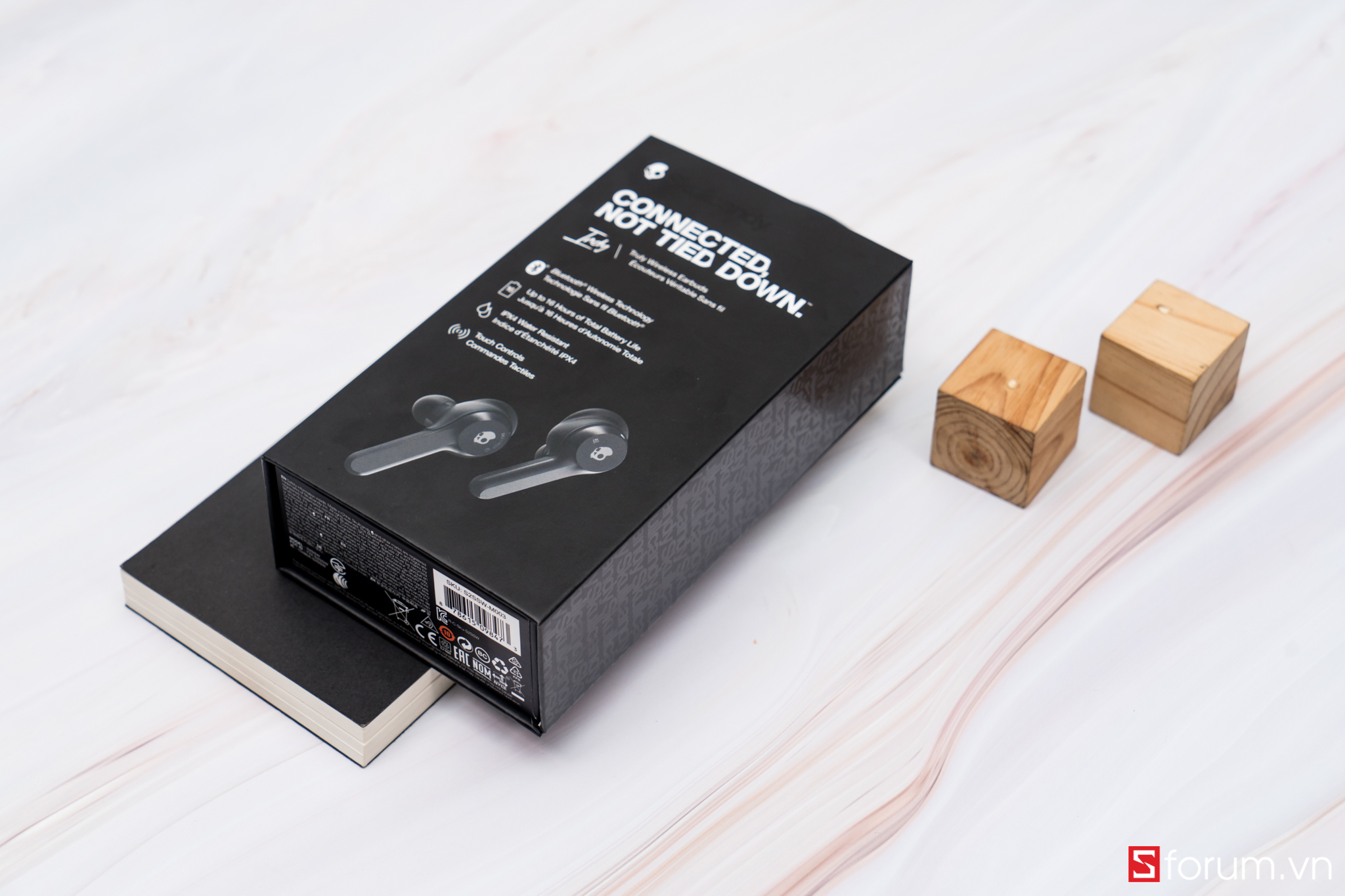 Sforum - Trang thông tin công nghệ mới nhất CPS-Skullcandy-Indy-14 Mở hộp Skullcandy Indy: Thiết kế tương tự AirPods, kháng nước IP55, giá chỉ hơn 2 triệu 