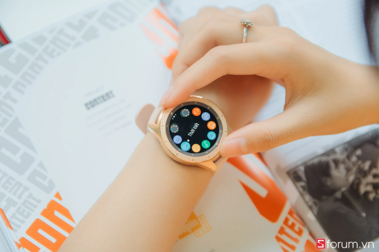 galaxy watch 42mm cellphones