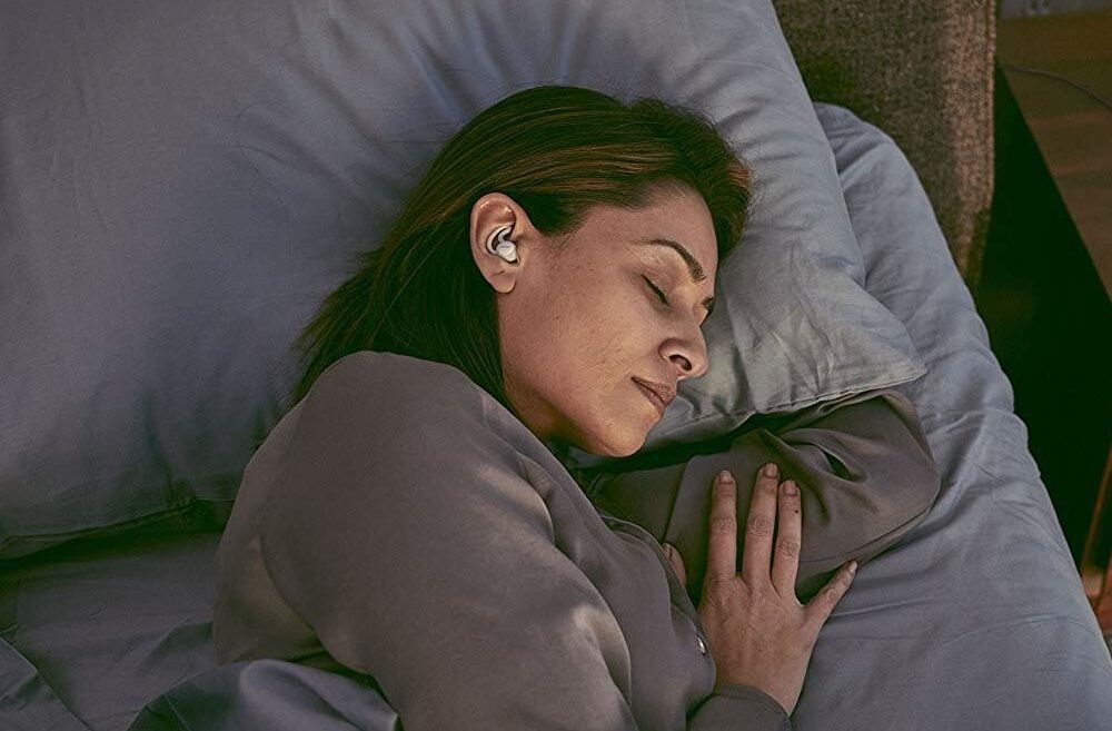 Sforum - Trang thông tin công nghệ mới nhất bose-sleepbuds-1zlp-e1563595506118 Đeo tai nghe khi ngủ - Thói quen tưởng vô hại nhưng ẩn chứa rất nhiều mối nguy cho sức khỏe 