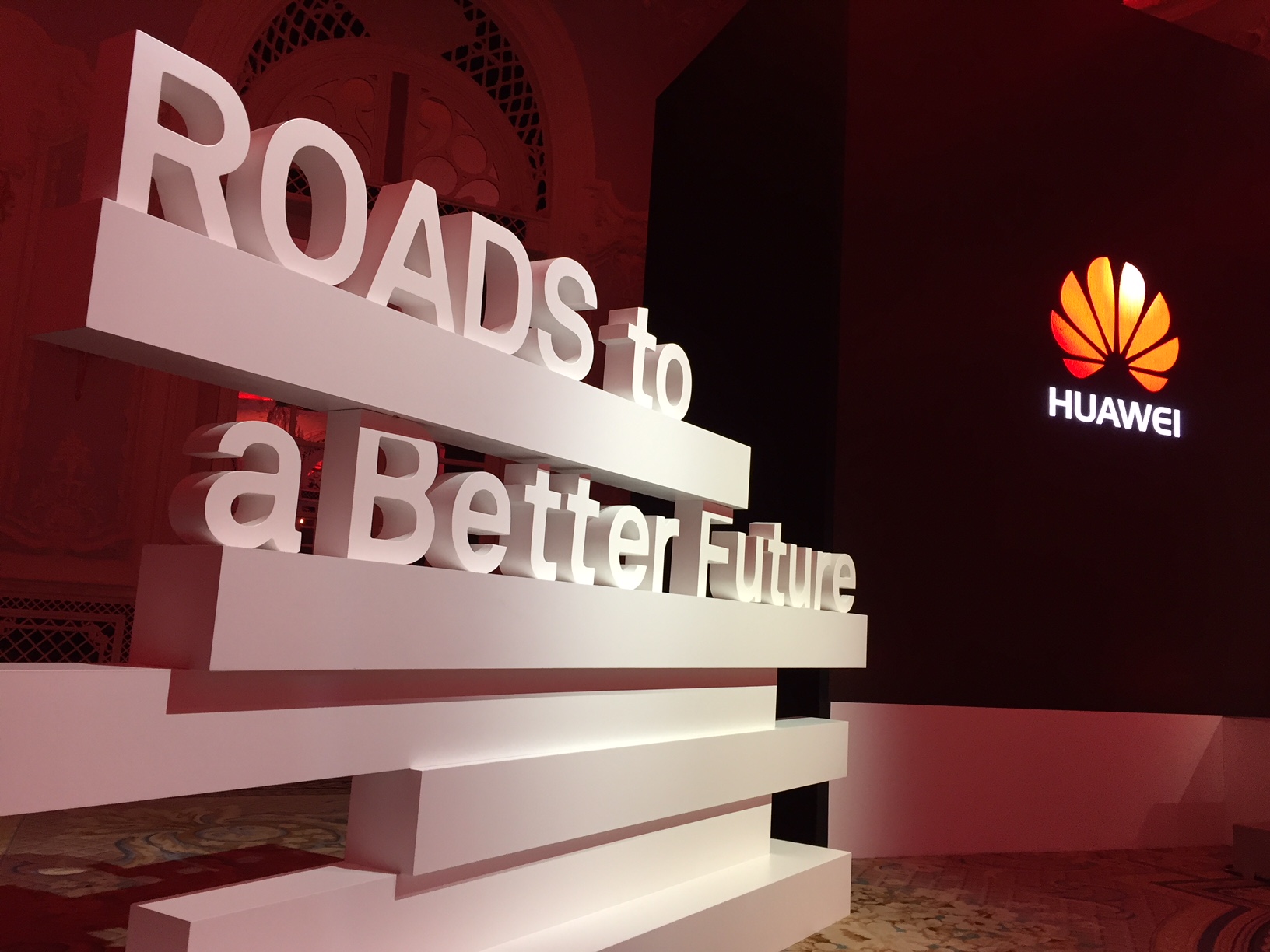 Sforum - Trang thông tin công nghệ mới nhất huawei-hoan-tien-100-5 CellphoneS cam kết hoàn tiền 100% cho sản phẩm Huawei nếu gặp sự cố với ứng dụng Google, Facebook... 