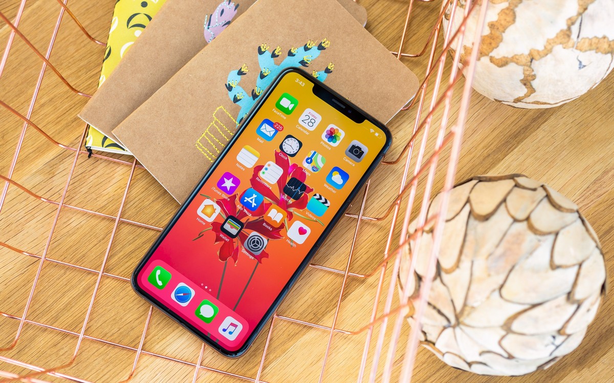 Sforum - Trang thông tin công nghệ mới nhất thiet-ke-iphone-xs-max-14 iPhone nhập khẩu từ Trung Quốc sẽ bị Mỹ áp thêm 10% thuế, giá sẽ tiếp tục tăng? 