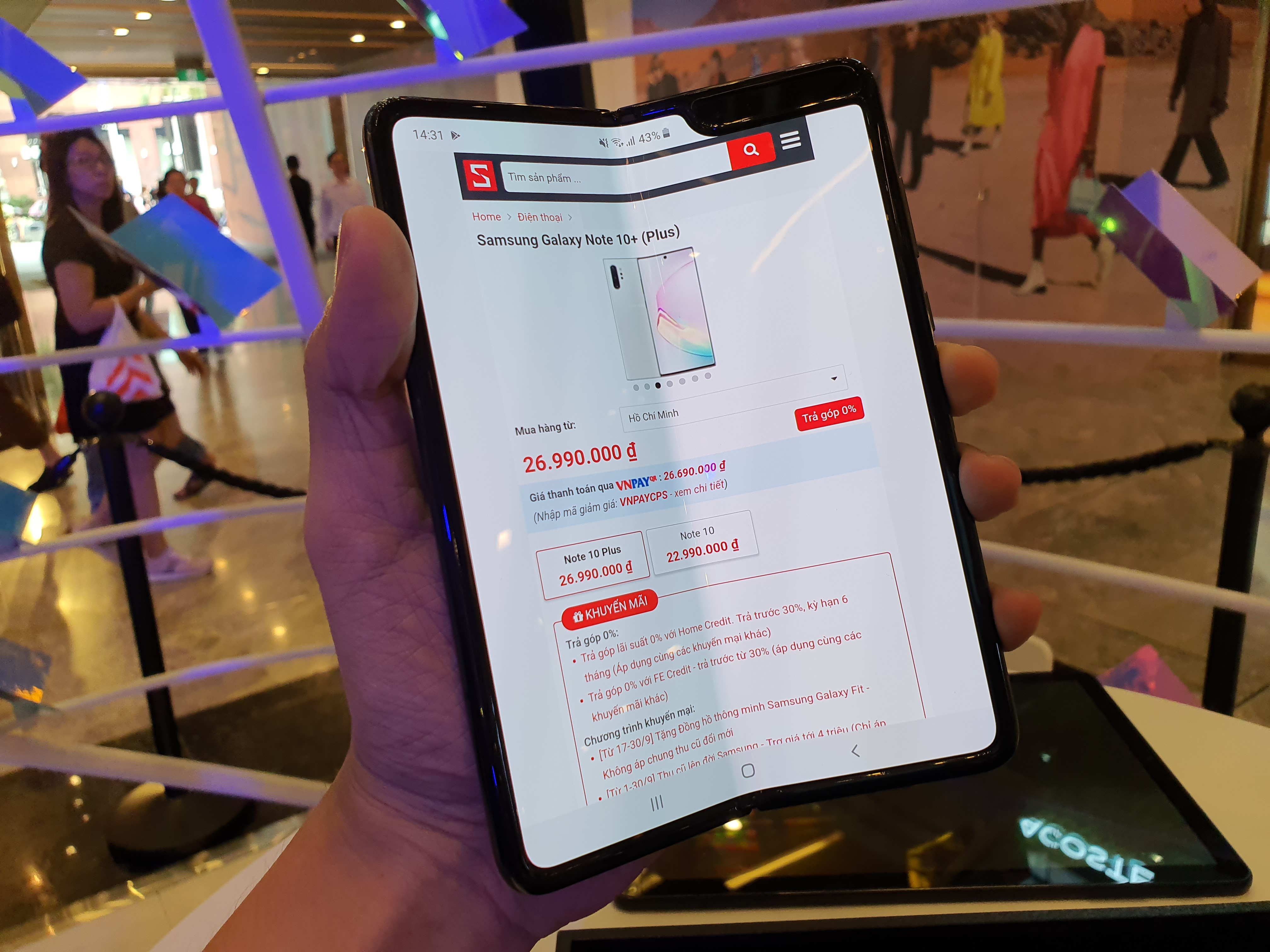Sforum - Trang thông tin công nghệ mới nhất 20190919_143150 Trên tay Galaxy Fold: Màn hình Sforum - Trang thông tin công nghệ mới nhất 20190919_143150 Trên tay Galaxy Fold: Màn hình