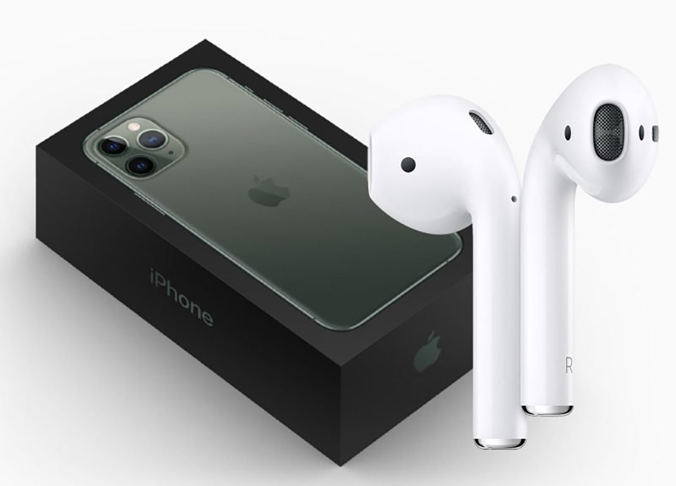 Sforum - Trang thông tin công nghệ mới nhất iphone-11-pro-box-with-airpods-1 DigiTimes: iPhone 12 sẽ được tặng kèm tai nghe AirPods theo máy 