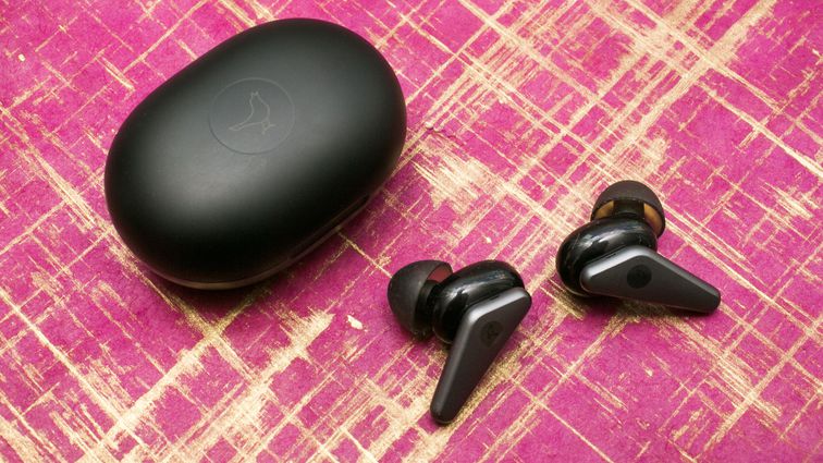 Sforum - Trang thông tin công nghệ mới nhất 3-3 Tư vấn: Top những tai nghe true wireless chống ồn chủ động, đáng lựa chọn nhất đầu 2020 Sforum - Trang thông tin công nghệ mới nhất 3-3 Tư vấn: Top những tai nghe true wireless chống ồn chủ động, đáng lựa chọn nhất đầu 2020