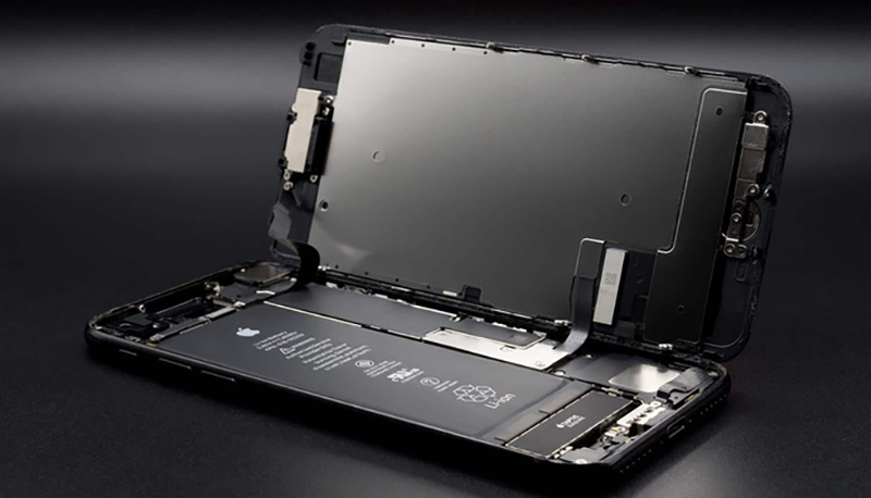 Sforum - Trang thông tin công nghệ mới nhất iPhone-tai-che-2 Apple muốn sản xuất những chiếc iPhone hoàn toàn từ nguyên liệu tái chế Sforum - Trang thông tin công nghệ mới nhất iPhone-tai-che-2 Apple muốn sản xuất những chiếc iPhone hoàn toàn từ nguyên liệu tái chế