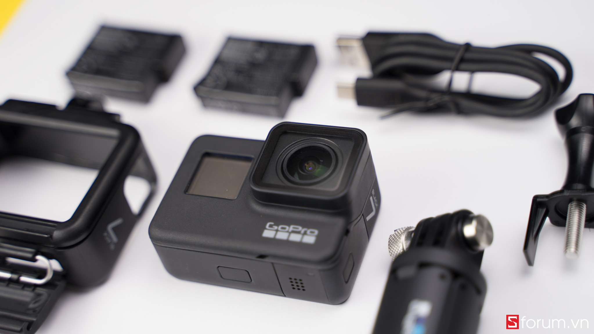 Sforum - Trang thông tin công nghệ mới nhất nhông-02168 5 Điều khiến GoPro Hero 7 Black là action cam đáng mua tầm giá 8 triệu Sforum - Trang thông tin công nghệ mới nhất nhông-02168 5 Điều khiến GoPro Hero 7 Black là action cam đáng mua tầm giá 8 triệu