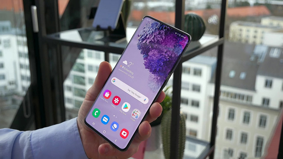 Sforum - Trang thông tin công nghệ mới nhất Galaxy-S20-3 So sánh Galaxy S20 và iPhone 11 Pro: Sự khác biệt là gì giữa hai siêu  phẩm? 