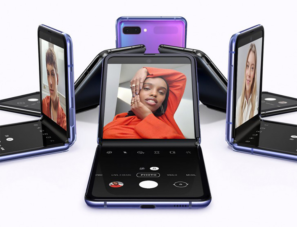 Sforum - Trang thông tin công nghệ mới nhất Galaxy-Z-Flip-ra-mat-2 Galaxy Z Flip ra mắt: Gập theo phương dọc, chip Snapdragon 855+, giá 32 triệu đồng 