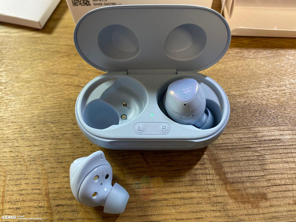 Sforum - Trang thông tin công nghệ mới nhất tren-tay-Galaxy-Buds-Plus-4 Chưa ra mắt, Galaxy Buds+ đã xuất hiện trong video trên tay đánh giá 